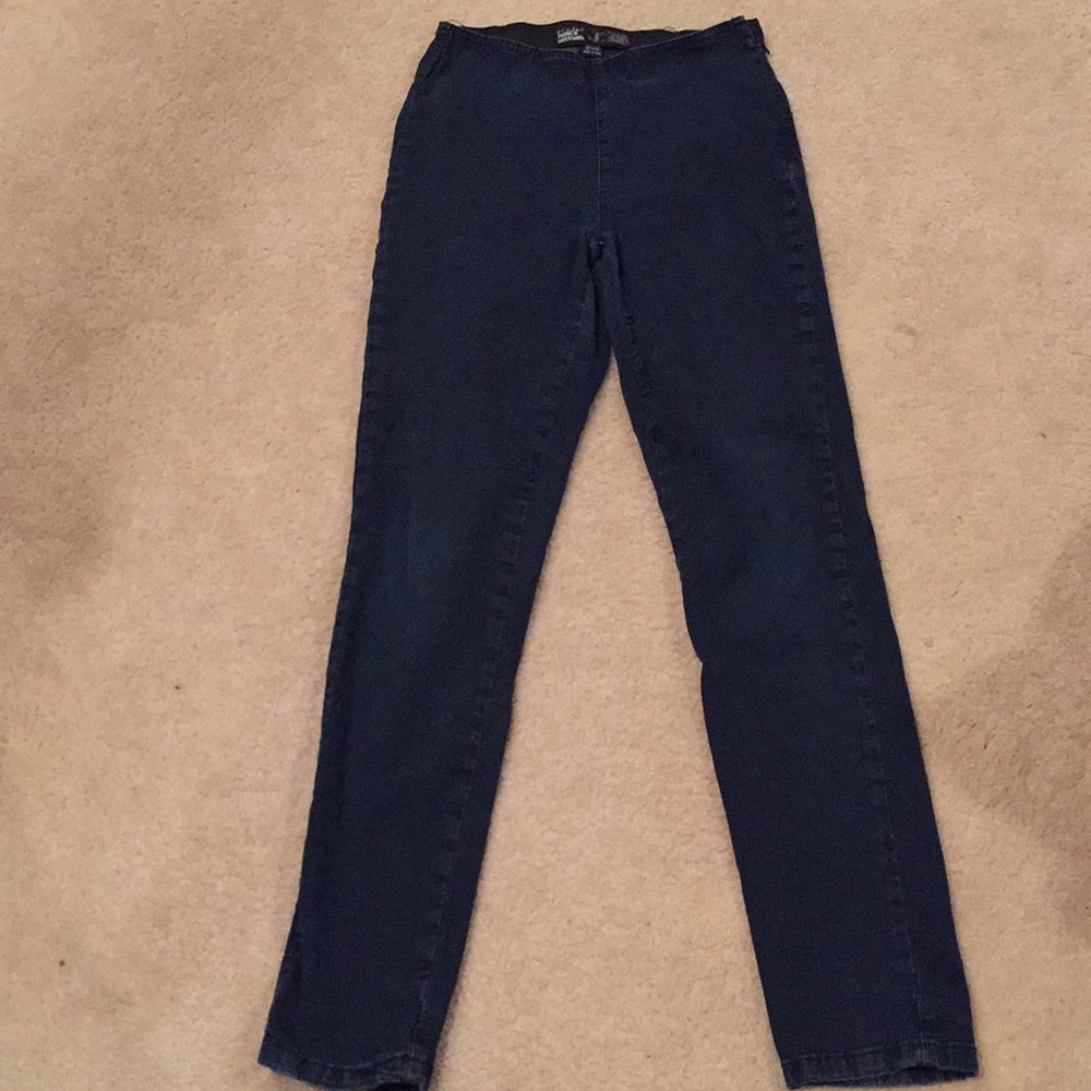 FOJ French dressing put on skinny jeans dark wash